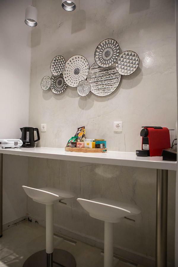 Unique Apartment In Glyfada Center アテネ エクステリア 写真