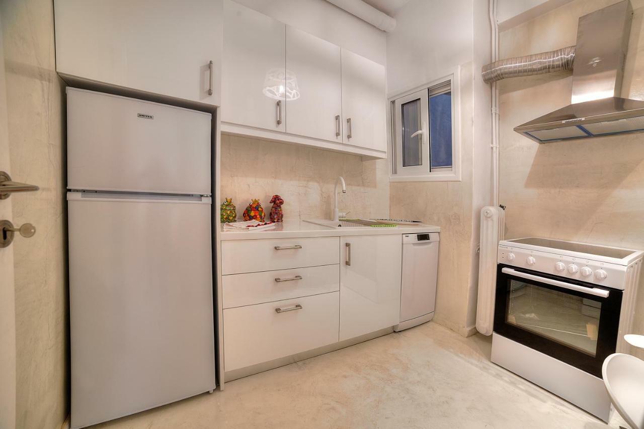 Unique Apartment In Glyfada Center アテネ エクステリア 写真