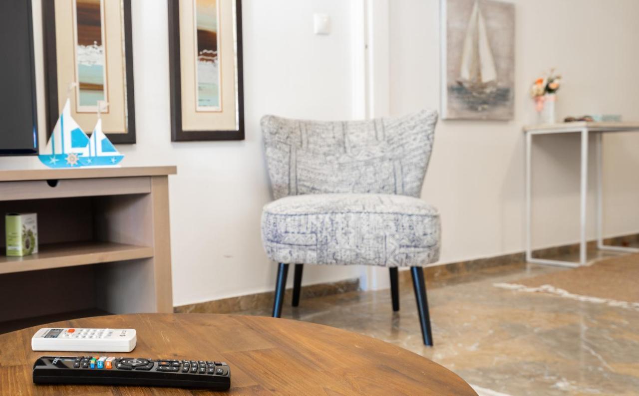 Unique Apartment In Glyfada Center アテネ エクステリア 写真